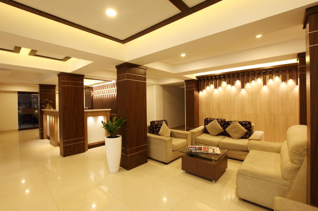 Prayana Hotels Коччи Экстерьер фото